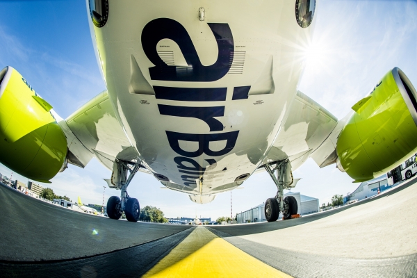 airBaltic divkāršo mobilo aviobilešu rezervāciju skaitu